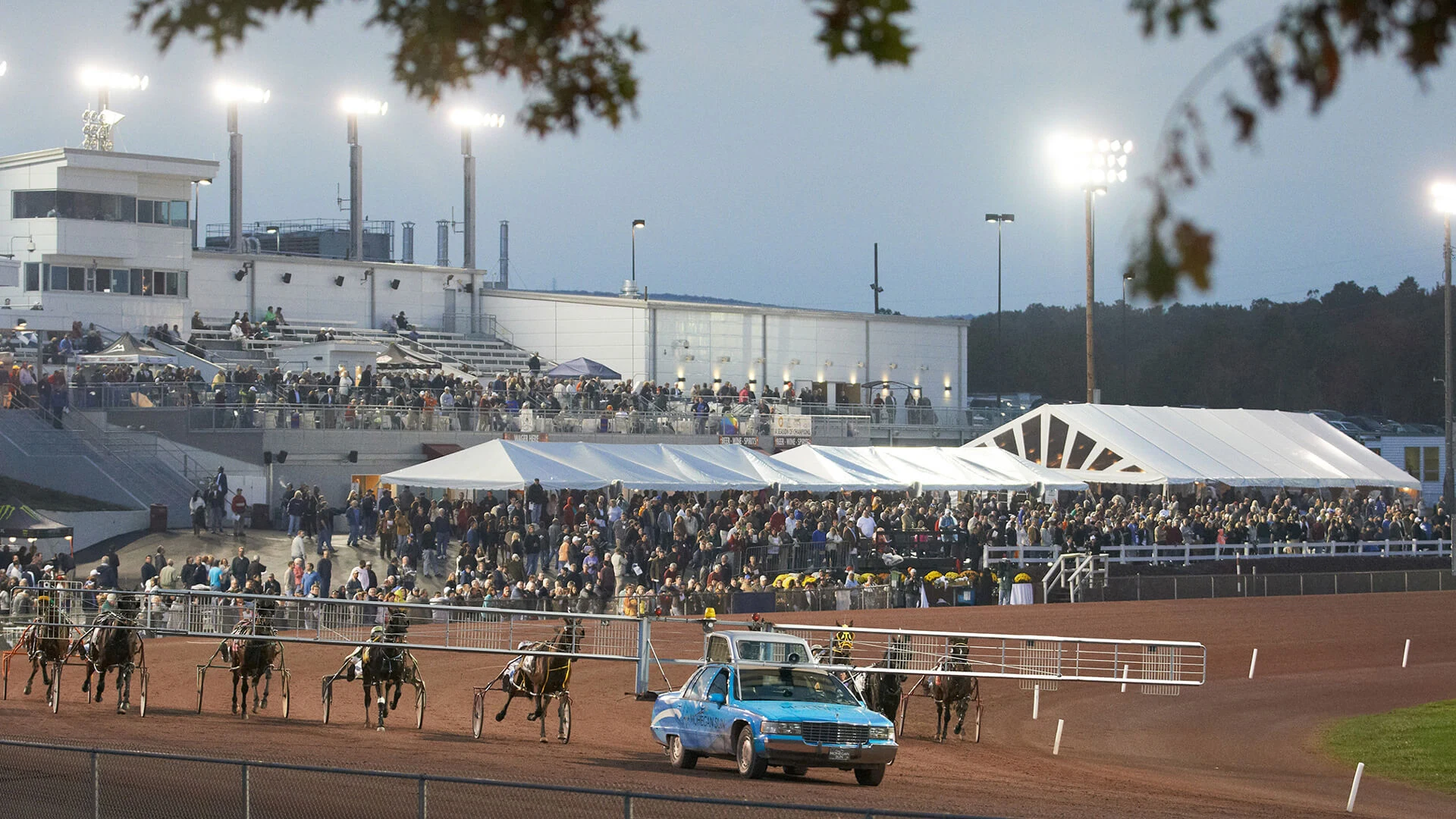 Pocono Downs at Mohegan Pennsylvania: Horse Racing and Visitor Guide